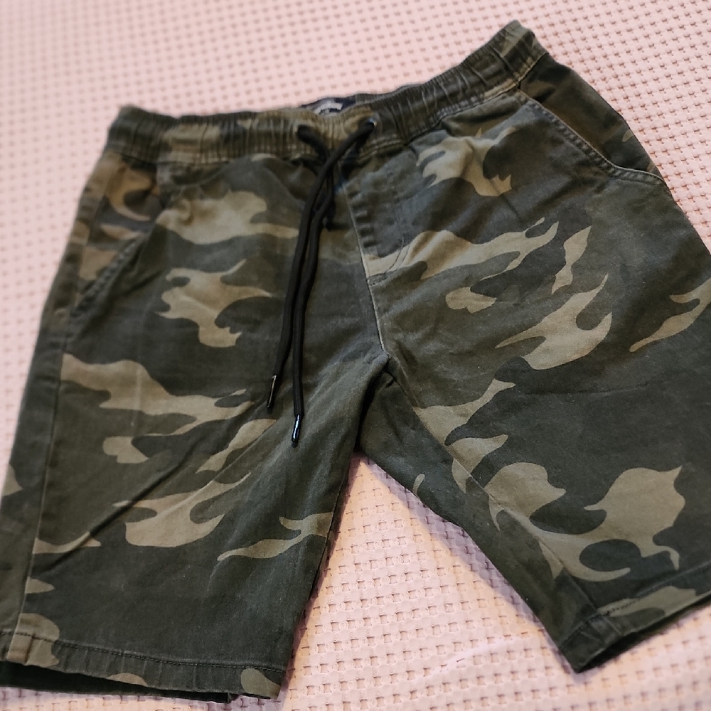 Bluenotes Green Camouflage Cargo Shorts